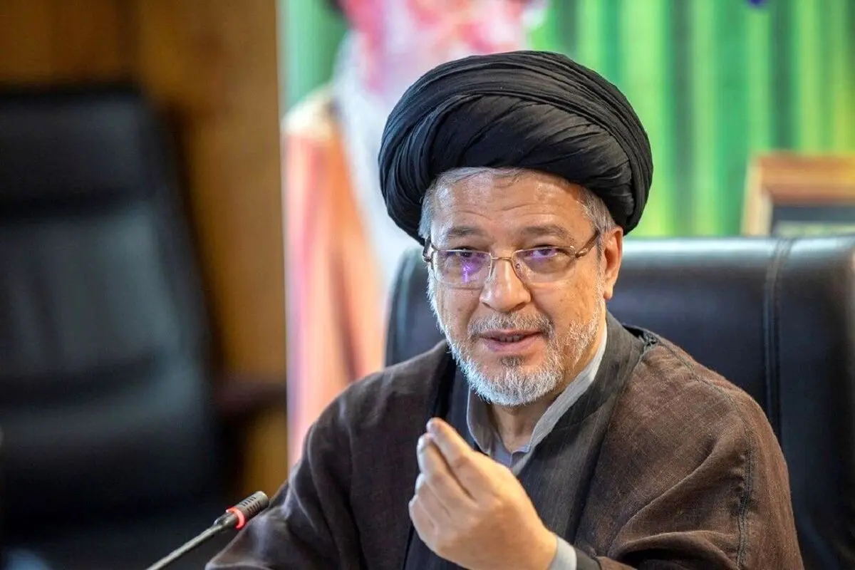 رئیس سابق شورای عالی انقلاب فرهنگی: روحانیون را مسخره می کنند 