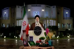 رویکرد و برنامه دولت؛ «دیپلماسیِ متوازن»، «احیای سیاست همسایگی» و «کنترل تورم»