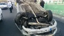 دو واژگونی خودرو به فاصله ۱۰ دقیقه در دو بزرگراه پایتخت

