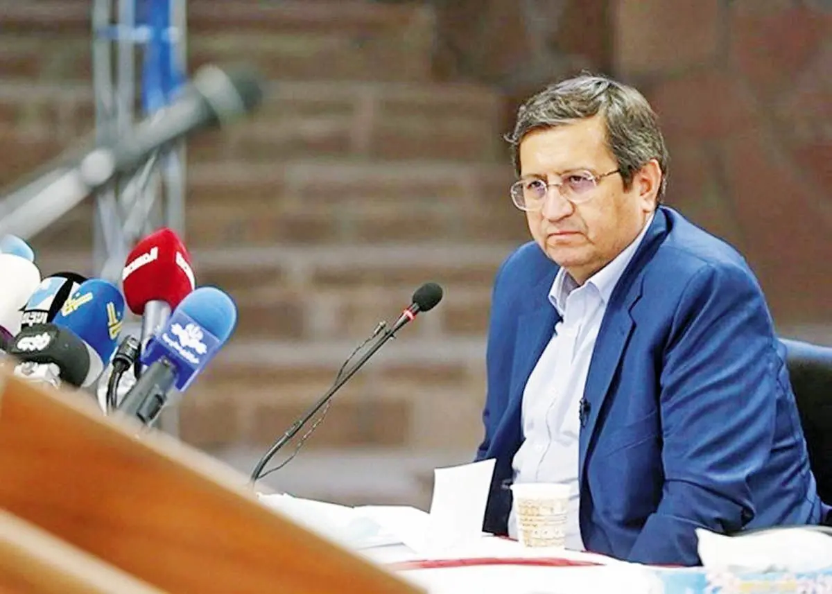 رئیس بانک مرکزی: رشد نقدینگی در شهریور به ۱.۳ درصد رسید/ دشمن بازار ارز را هدف قرار داده است