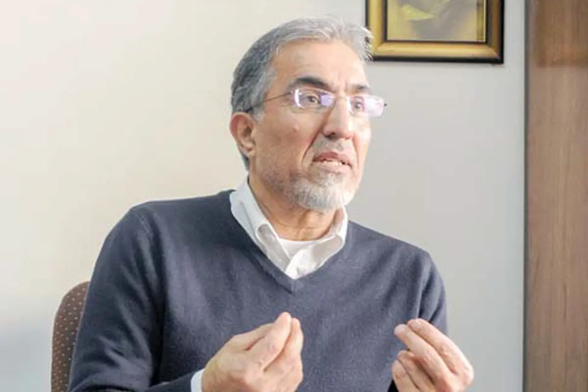 ‌ اقتصاد، سیبل سیاست خارجی
