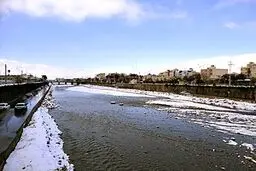 بارندگی به رودخانه خشک شیراز جان دوباره داد 

