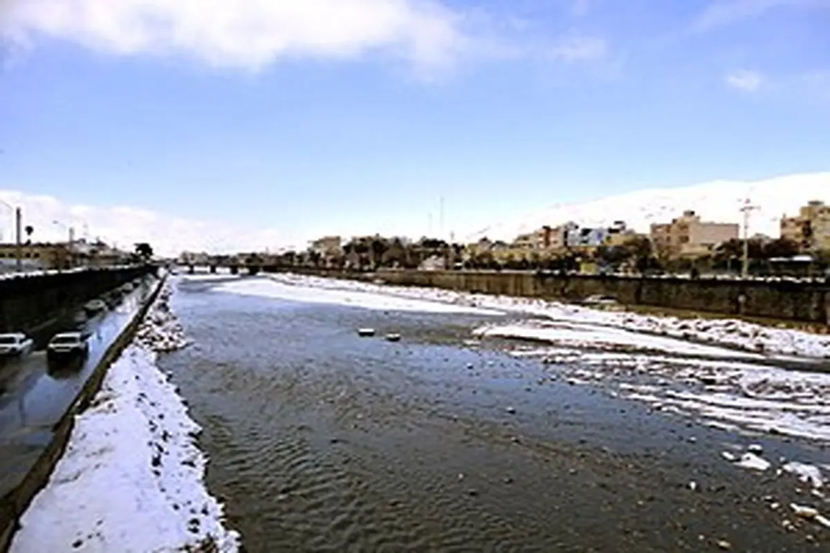 بارندگی به رودخانه خشک شیراز جان دوباره داد 

