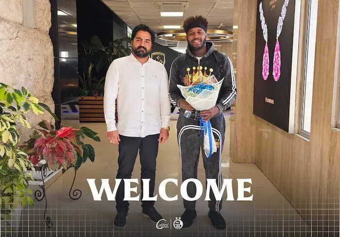 ستاره NBA برای مذاکرات نهایی با استقلال وارد تهران شد