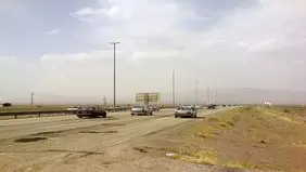 اصابت پرتابه به آزادراه تهران-قم