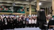 خاطرات شهدا باید با زبان هنر زنده نگه داشته شود

