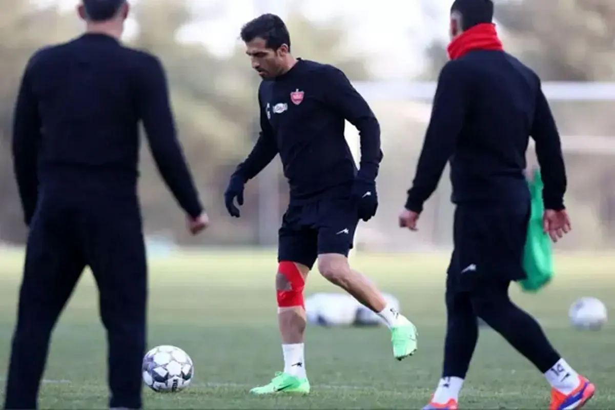 تغییر در لیست مازاد پرسپولیس؛ وحید امیری ماندنی شد