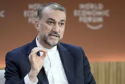 امیرعبداللهیان: جنگ راه حل نیست
