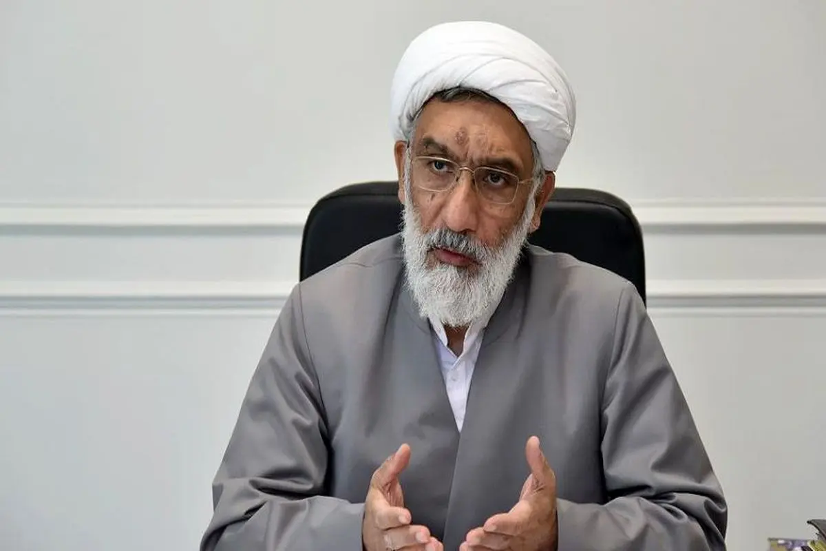 حق نداریم با تشخیص خودمان فضای اجتماعی را تنگ کنیم/ امام با شنود مخالف بود/ می‌گویند شما منافقین را اعدام کردید، در صورتی که اعدام‌ها بعد از ۳۰ خرداد است/ نباید با سلیقه خودمان فضای اجتماعی و سیاسی را تنگ کنیم
