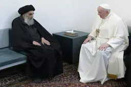 بیانیه دفتر آیت‌الله سیستانی در پی درگذشت پاپ فرانسیس
