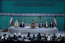 قائد الثورة: استراتیجیة العالم الإسلامی ینبغی ان ترتکز على دعم القوى المناضلة داخل فلسطین