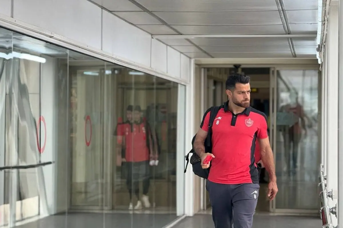 پرسپولیس به ساری رسید+ عکس