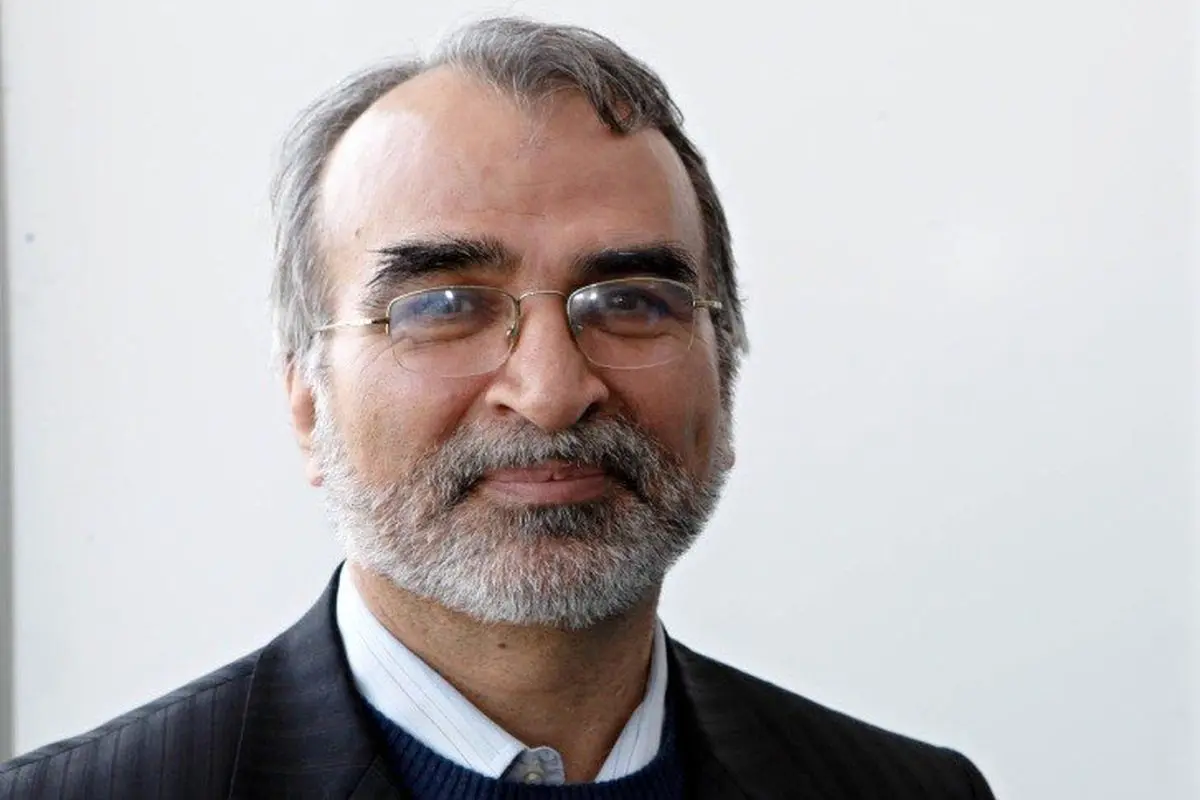 سیدجلیل حسینی برکنار شد؛ برکناری معاون وزیر بهداشت به خاطر تقاضای ۵ سکه از مادر بیمار!