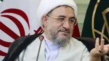  کسانی که گفته‌اند عکس گرفتن آن طلبه از آن خانم بی حجاب حرام است، ضعف فقهی دارند
