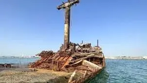 کشتی یونانی تکه‌تکه شد
