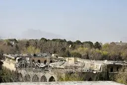 تخریب کاخ ۲۰۰ ساله اصفهان در پی حملات آمریکا و اسرائیل + عکس