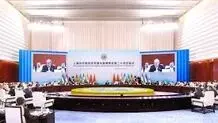 اسنپ‌بک روی میز شانگهای
