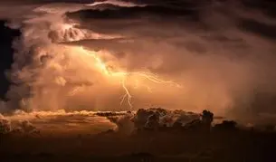 هشدار مهم هواشناسی برای ۱۷ استان کشور/ توده عظیم گردوغبار در راه است + ویدئو