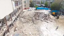 اگر با موضوع توسعه تماشاخانه به هر دلیل همراهی نمی‌کنید، جان سنگلج را به خطر نیندازید