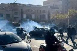 سخنگوی وزارت بهداشت: نیروی انتظامی کمک کرد کادر درمان به مجروحان رسیدگی کنند