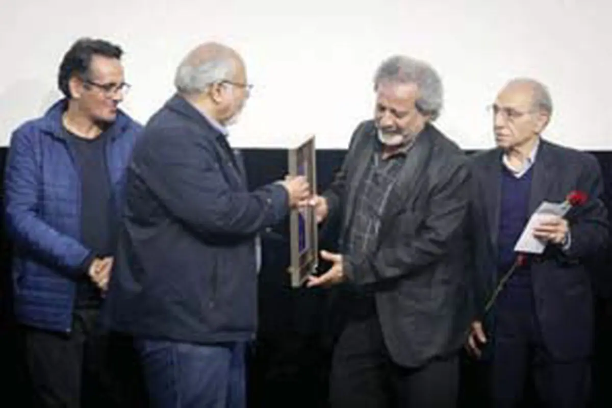 شبی برای 

آدم‌های بامعرفت