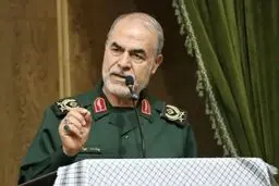 معاون سیاسی سپاه: کسانی که جنگ را نتیجه غنی‌سازی می‌دانند، تاریخ را درست نخوانده‌اند/ آمریکا با «اشتباه محاسباتی» وارد جنگ شد