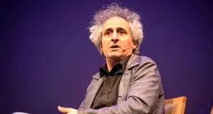 محسن نامجو: این وطن است که زخم برمی‌دارد