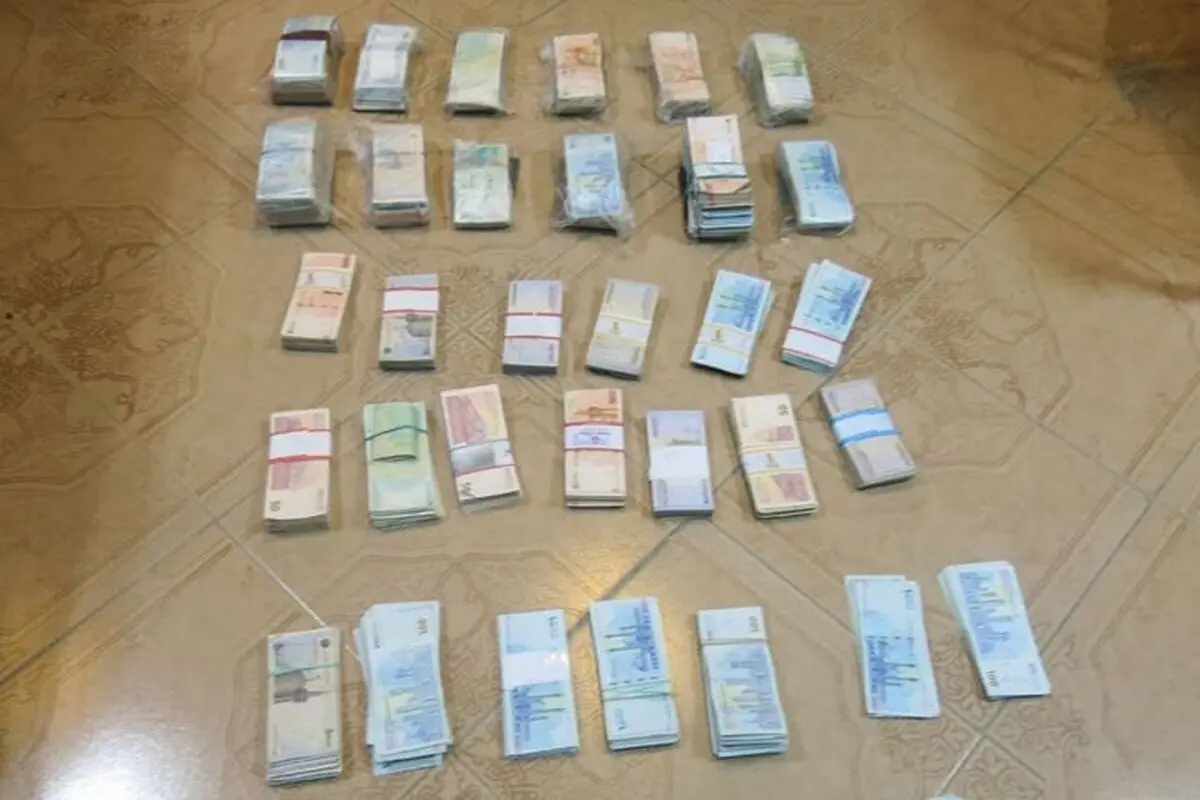 کشف ۱۰ میلیاردی ارز قاچاق در تایباد
