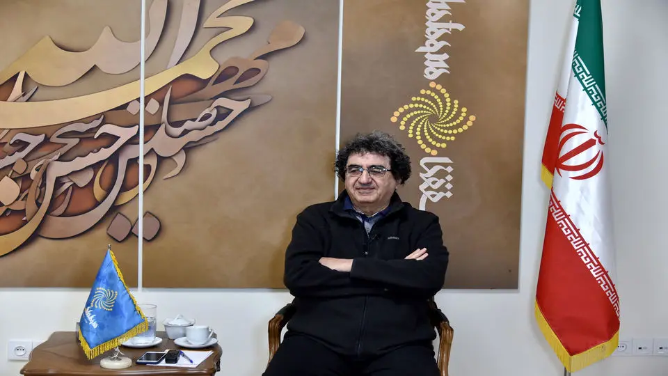 امیدوارانه کار کنید مرجعیت برمی‌گردد
