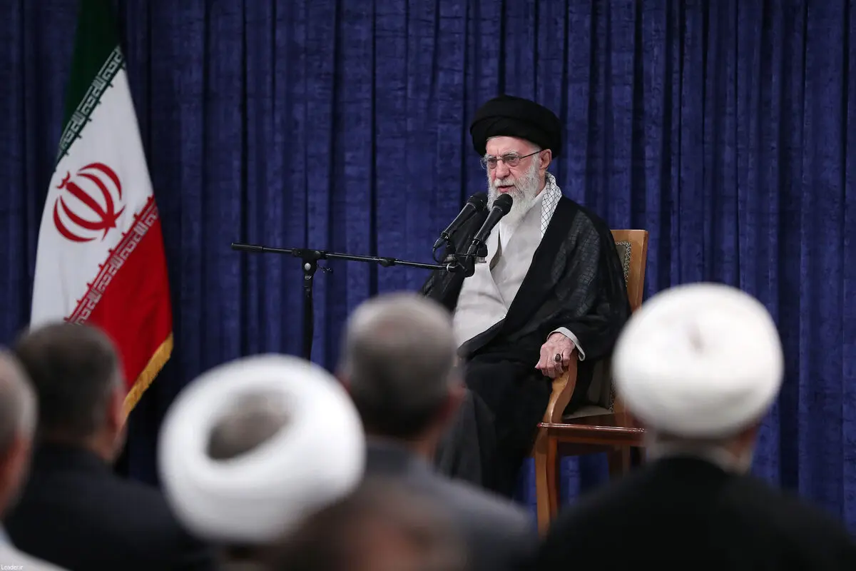  انگشتر خاص رهبری در نخستین شب ایام فاطمیه + عکس