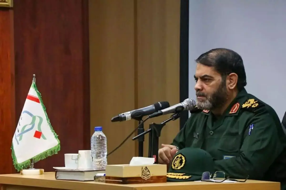قشرخاکستری را دشمن مردد کرده؛ شاید نگاهشان متفاوت باشد اما اصول را قبول دارند

