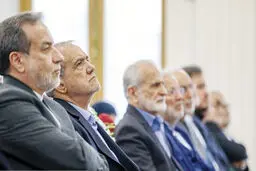 گره‌گشایی در نیویورک؟
