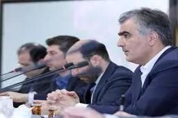 رئیس‌کل بانک مرکزی وارد قطر شد

