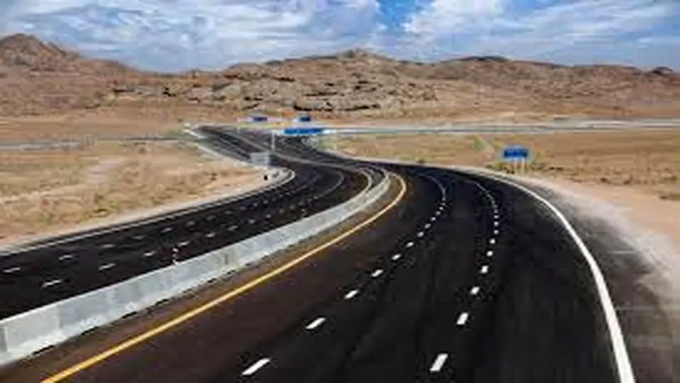 قطعه دوم آزادراه شمالی اراک درحال اجرا است