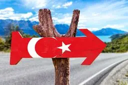 ​​تور استانبول یا تور آنتالیا؟ کدام را ترجیح می‌دهید؟