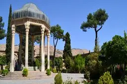 اعتراض معاون میراث به استاندار و دادستان فارس