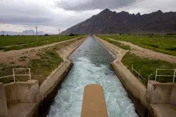 کاهش تنش آبی در باغ‌ها و مزارع کشاورزی با رهاسازی آب