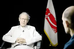 مولانا شمس است و شمس مولانا است