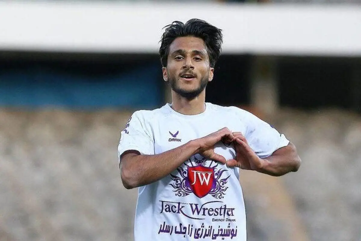 چرا هنوز قرارداد صادقی با پرسپولیس نهایی نشده؟