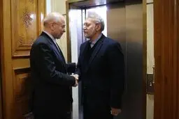 قالیباف به لاریجانی تبریک گفت / اعلام آمادگی مجلس برای همکاری با  شعام 