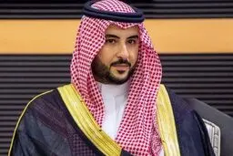 خالد بن‌سلمان وارد تهران شد

