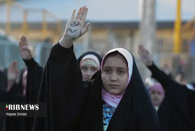 اجتماع دهه‌نودی‌ها برای اجرا و ضبط نماهنگ سلام‌ فرمانده ۲ در ورزشگاه شهید حاج بابایی مریانج  همدان برگزار شد.