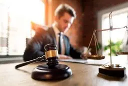 تفاوت وکیل حقوقی و کیفری