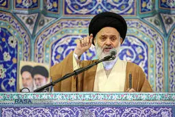 خطیب نماز جمعه قم: «ما اهل جنگ نیستیم»