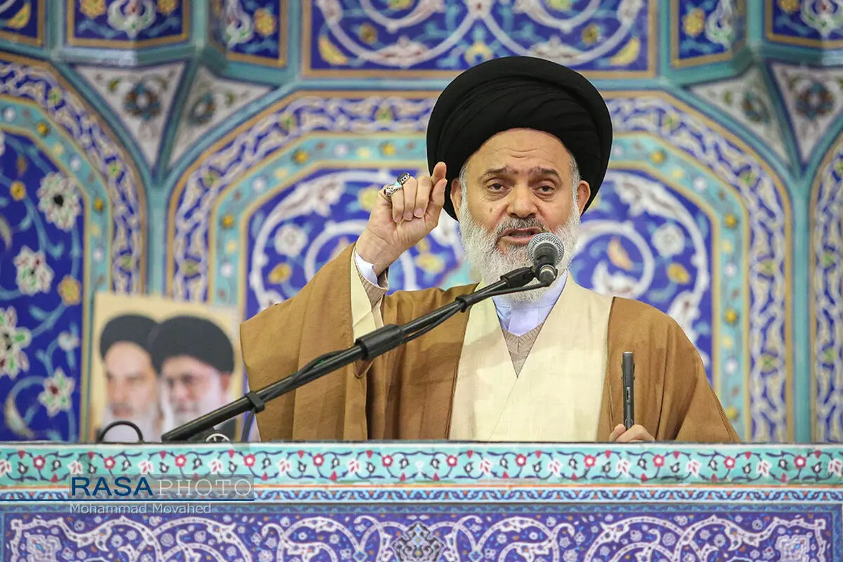 خطیب نماز جمعه قم: «ما اهل جنگ نیستیم»