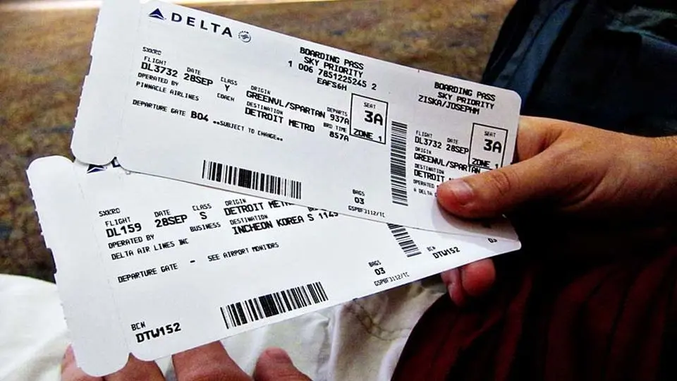 فروش بلیت پروازهای اربعین در آژانس‌ها و اپلیکیشن‌ها ممنوع شد 