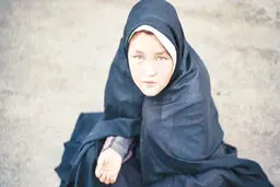 اقتدار شاهد