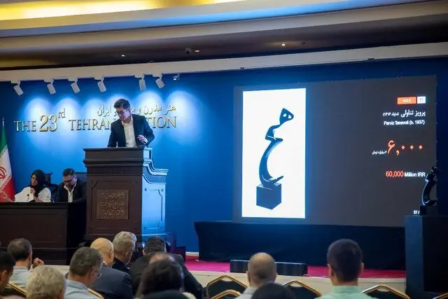 ۴۰ اثر میلیاردی و حسین زنده‌رودی گران‌ترین هنرمند شد