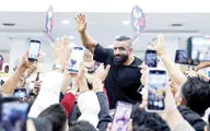 دخل‌وخرج هادی چوپان با هم می‌خواند؟