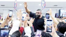 دخل‌وخرج هادی چوپان با هم می‌خواند؟